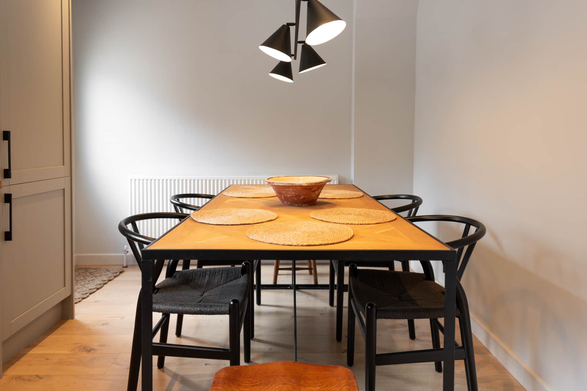 Dining table at Murray Cottage